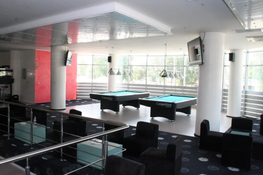 Hotel Zytto by Razvan Rat Slatina  Buitenkant foto